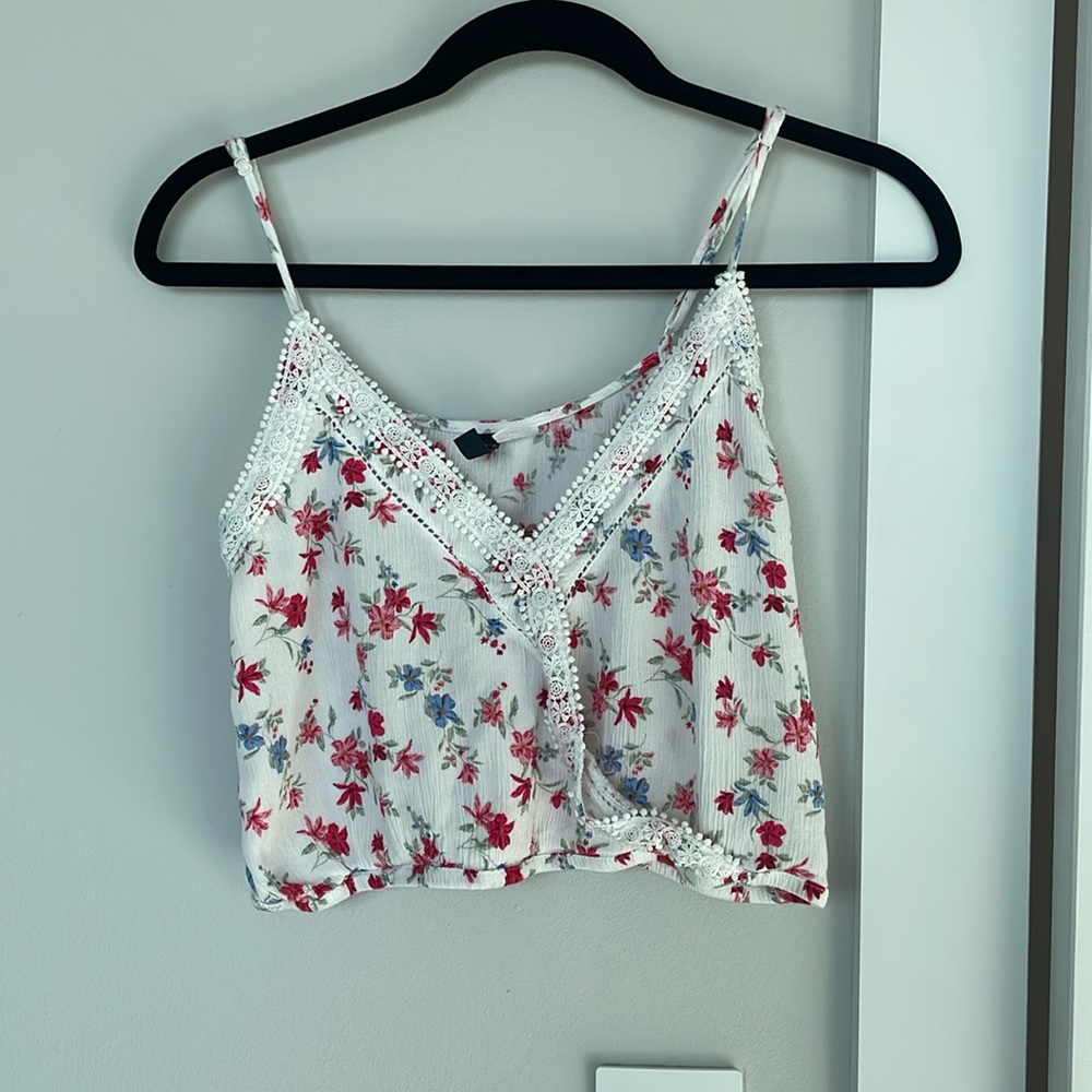 H&M white floral crop top size 8